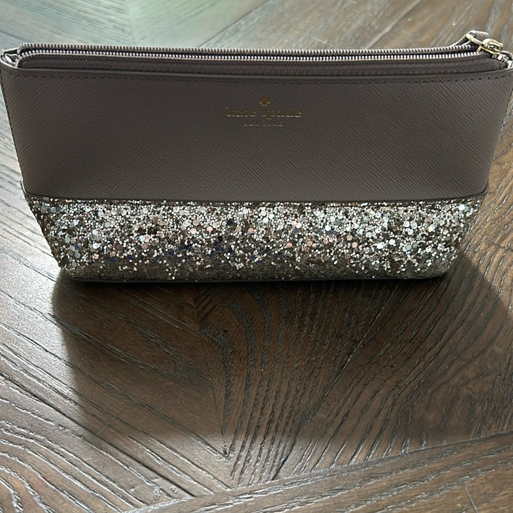 Kate Spade Greta Court Glitter Cosmetic bag
